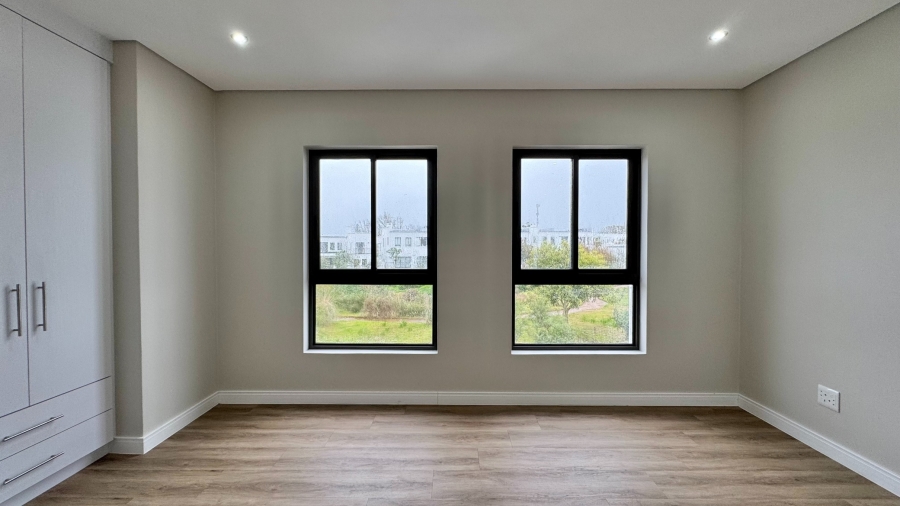 4 Bedroom Property for Sale in Croydon Gardens Estate Western Cape